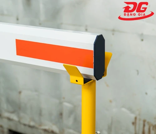 Cổng Barrier Kumisai BST 170 5