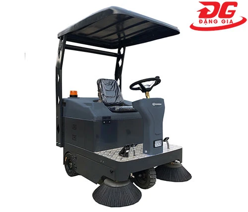 Hình ảnh sản phẩm Xe quét rác ngồi lái Kumisai KMS-1400E