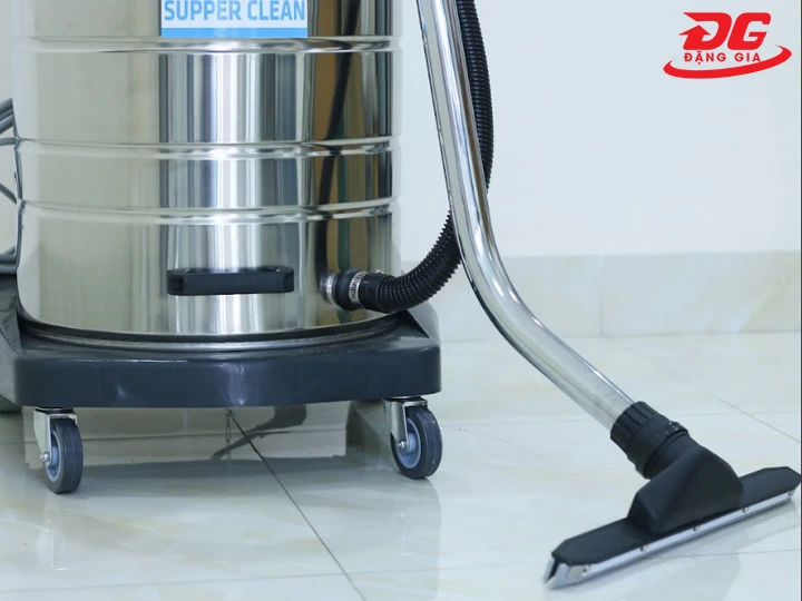 Bánh xe máy hút bụi Supper Clean CH803J linh hoạt