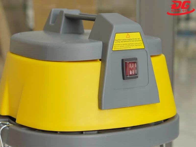 Công tắc của máy hút bụi công nghiệp Kumisai KMS15H HEPA