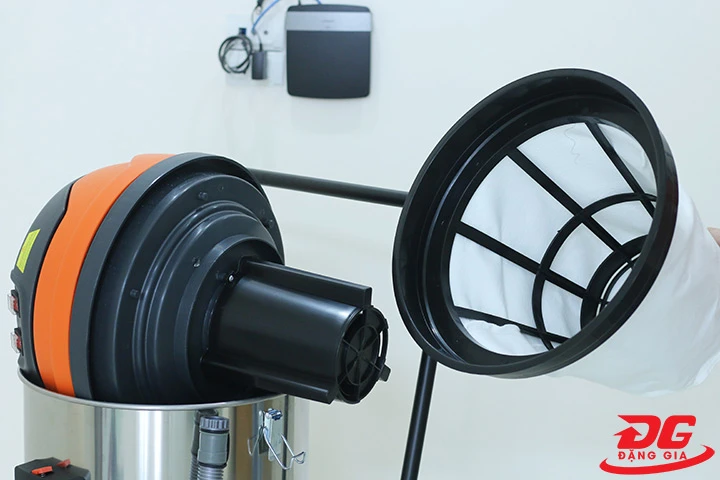 Máy hút bụi nước Palada PD70 công nghiệp
