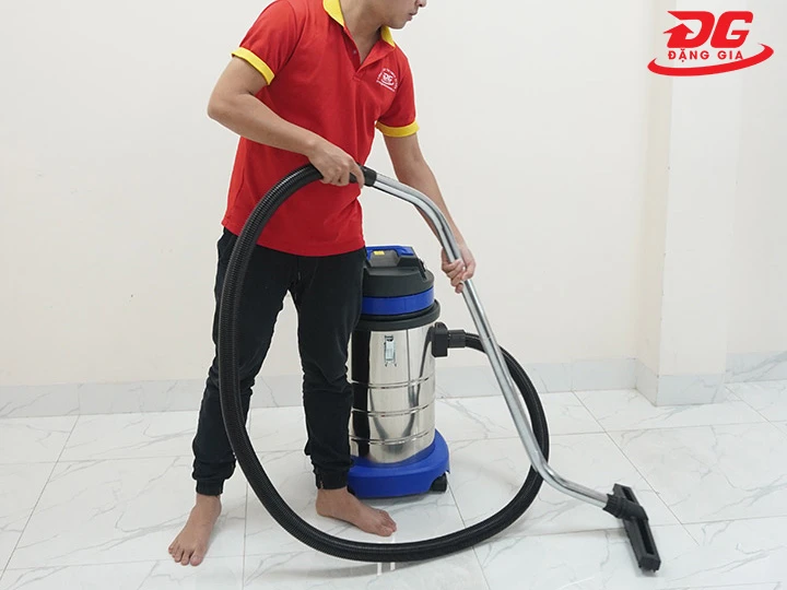Máy hút bụi Kumisai KMS 30A chính hãng, chất lượng cao