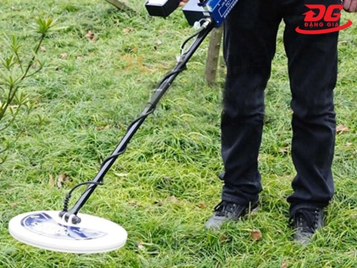 Máy rà kim loại TM88 dò tìm chính xác