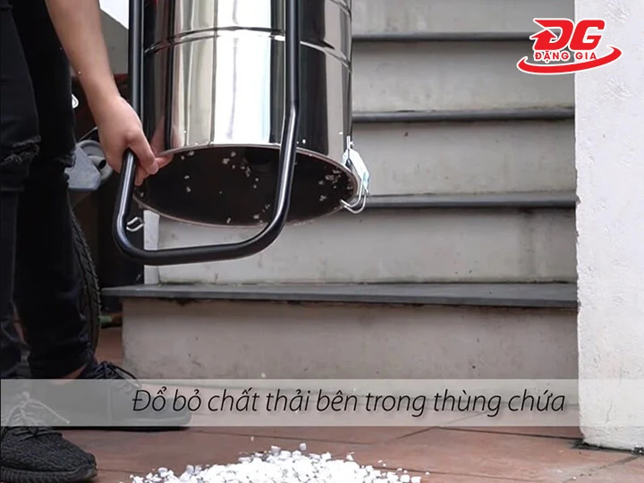 Vệ sinh máy hút bụi công suất lớn 3000W