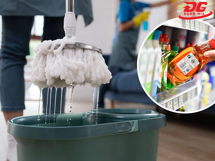 Lau nhà bằng nước nóng: Nên hay không? 5 Bước lau chuẩn