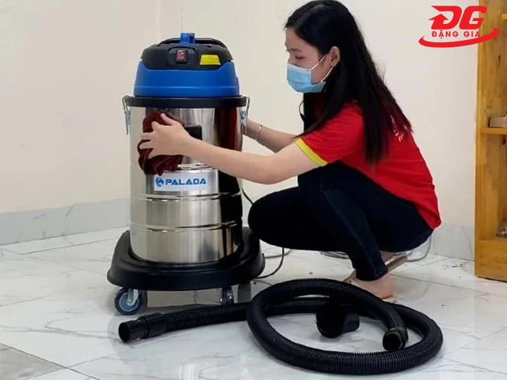 Lợi ích khi chăm sóc máy hút bụi công nghiệp thường xuyên