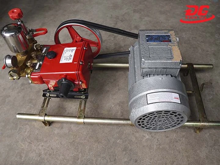 Máy xịt rửa xe 1HP HS-28