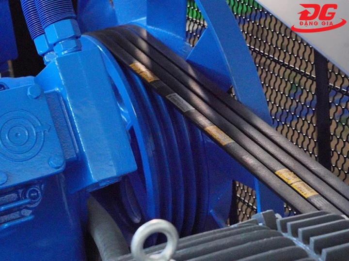 check lại day curoa máy nén khí Puma PX-300300 (30HP)