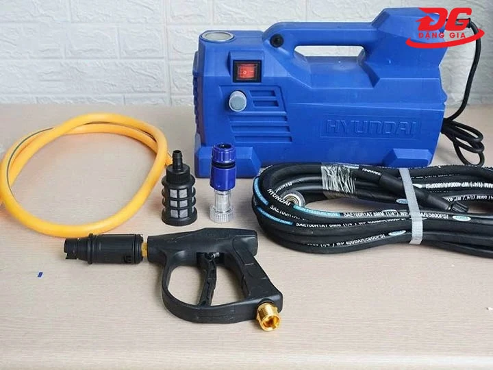 Máy rửa xe Hàn Quốc