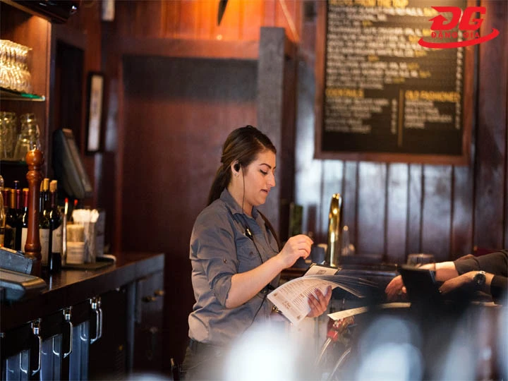 Bộ đàm quán cafe
