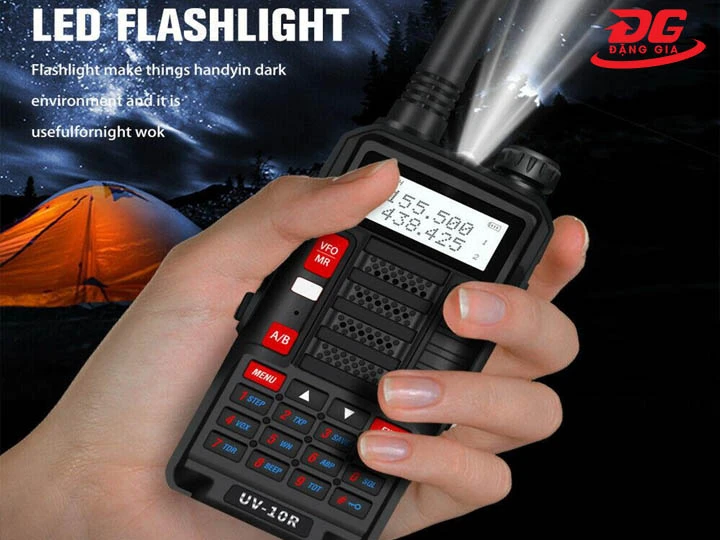 Bộ đàm Baofeng UV-10R trang bị đèn led
