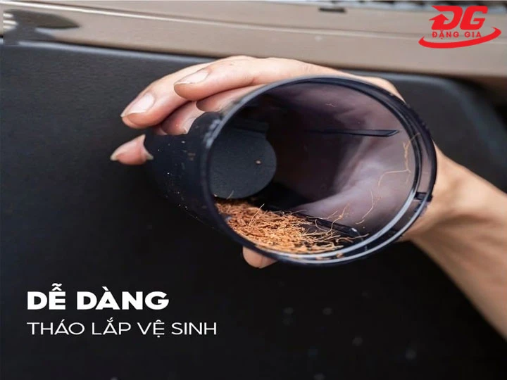 vệ sinh máy hút bụi Medicar
