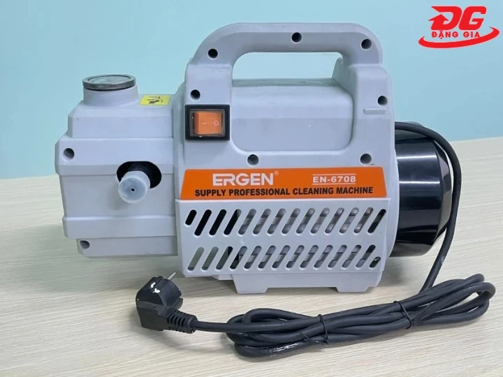 Máy phun rửa xe Ergen EN-6708