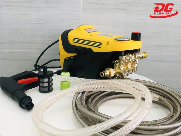 Máy rửa xe Fuki F9