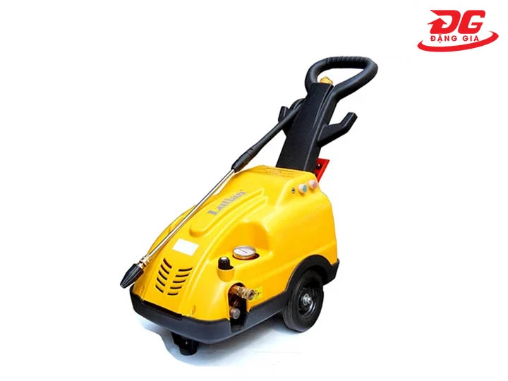 máy rửa xe nhập khẩu thiết kế đẹp