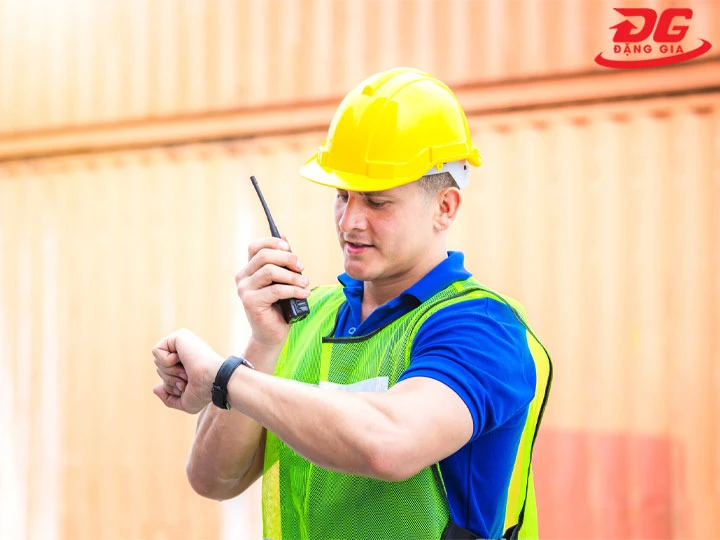 Giấy phép sử dụng máy bộ đàm