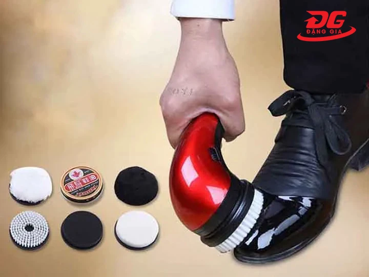 Lấy xi, đnáh bóng máy đánh giày cầm tay