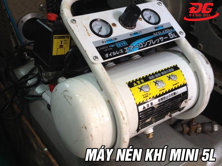 TOP 5+ Máy nén khí mini 5L: Tinh gọn - Nạp nhanh - Giá hời