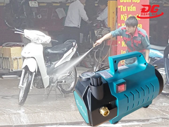 sử dụng máy rửa xe Kpoto