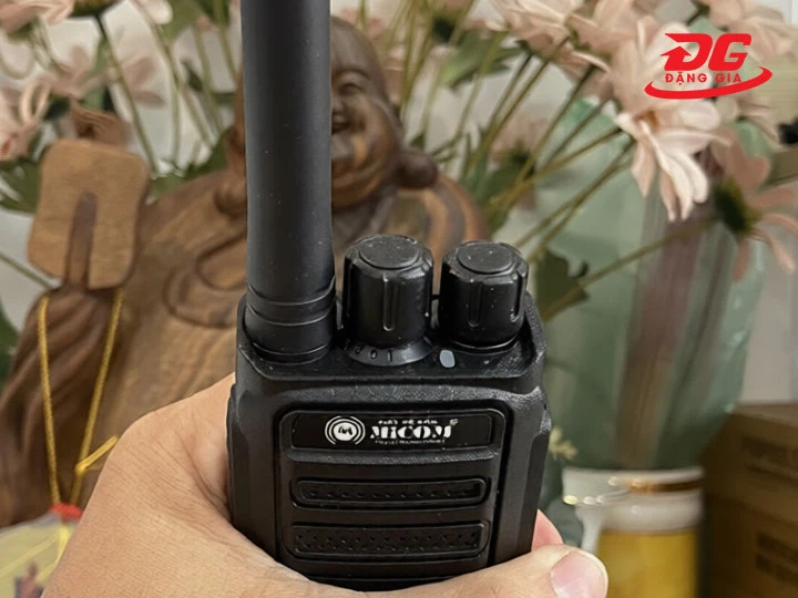 máy bộ đàm Micom tần số rộng