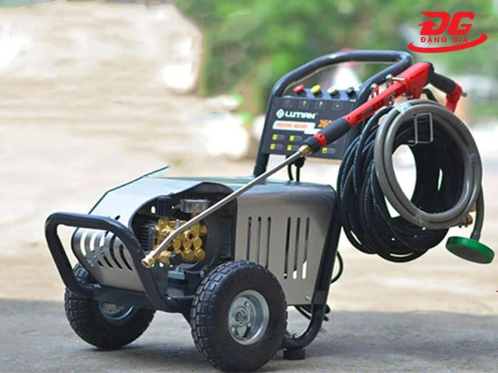 Máy rửa xe ô tô Lutian 18M25-4T4 hiệu quả cao