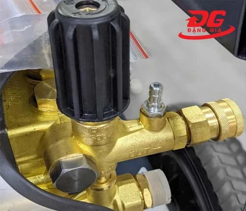 Máy rửa xe ô tô dầu Diesel LUTIAN 18D35-10A 3