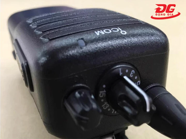 Sóng máy bộ đàm Icom IC-F3002