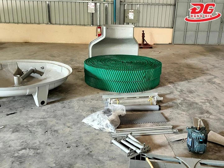 Các bộ phận của tháp giải nhiệt Liang Chi LBC-25RT