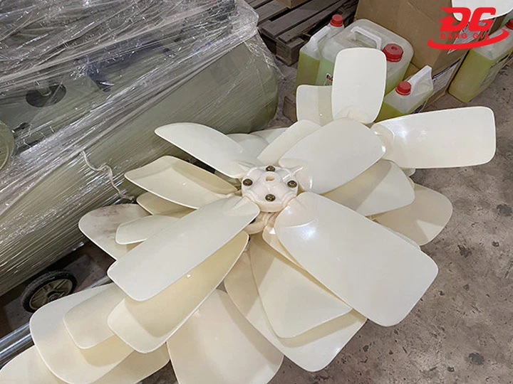 Quạt tháp giải nhiệt nước Liang Chi LBC-5RT