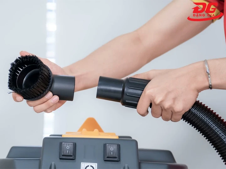 Lắp đặt với đầu hút