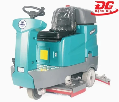 Máy chà sàn ngồi lái Kumisai KMS D9F 4