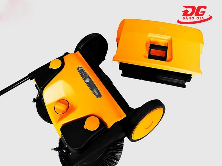 Vận hành xe quét rác chạy acquy Kumisai KMS 780E