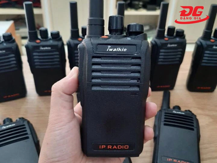 Báo giá bộ đàm 3G Iwalkie HJ3600 và nơi bán uy tín