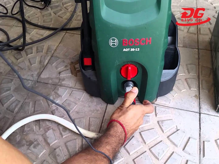 chọn mua máy rửa xe Bosch