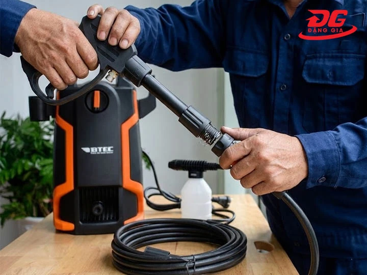 lắp đặt máy rửa xe Btec