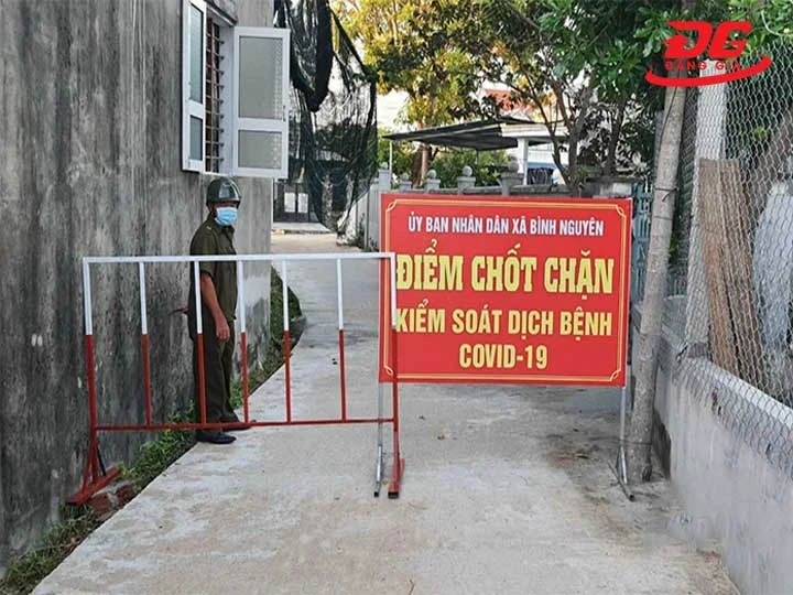 Rào chắn bằng kim loại