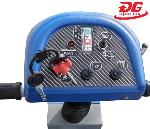 Xe quét rác Fiorentini Mini Sweeper 4
