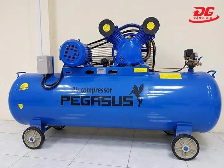 Máy nén khí Pegasus TM-V-0.6/8-180L có 2 đầu nén, đảm bảo chất lượng khí nén tốt