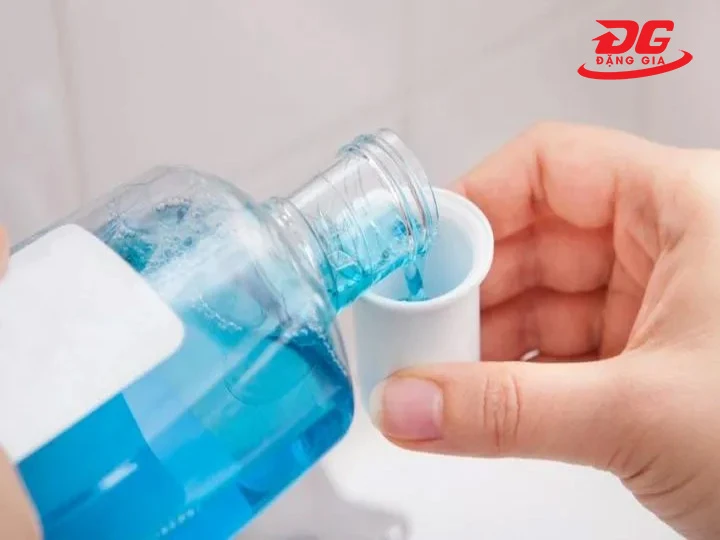 Nước súc miệng