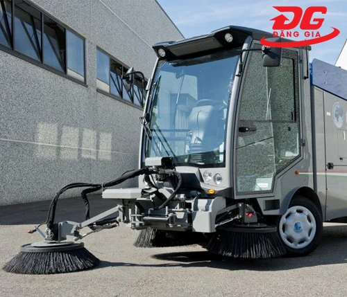 Máy quét rác hút bụi đường phố Fiorentini S 150 cao cấp 3