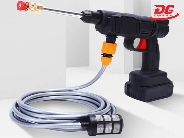 máy rửa xe pin