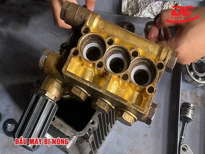 đầu máy rửa xe bị nóng