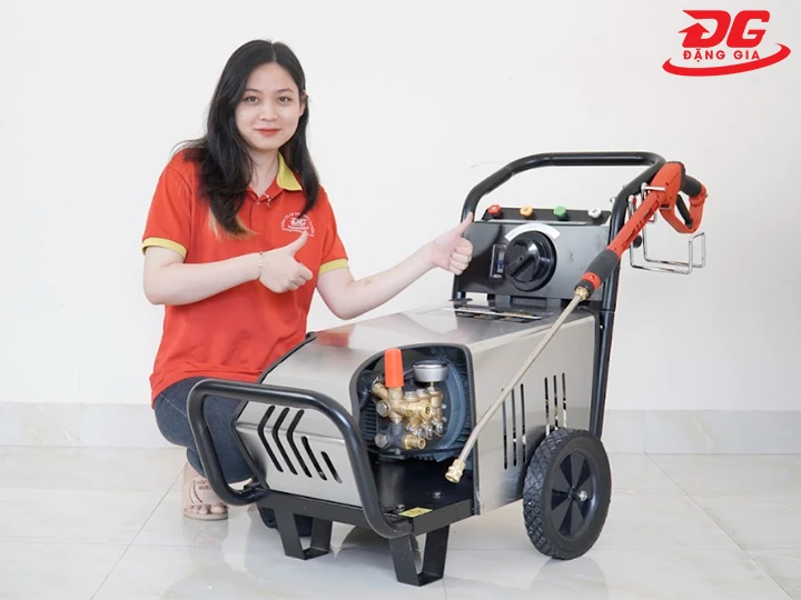 Đặng Gia bán máy rửa xe Quảng Ninh