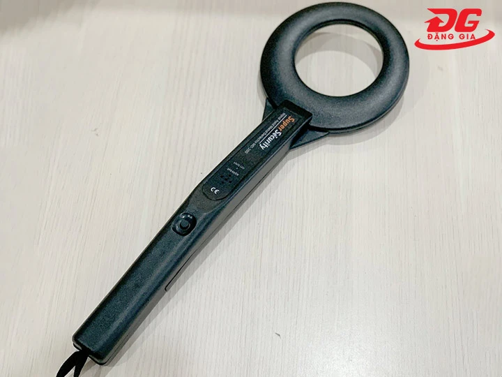 Máy dò tìm kim loại cầm tay MD-200 nhỏ, gọn