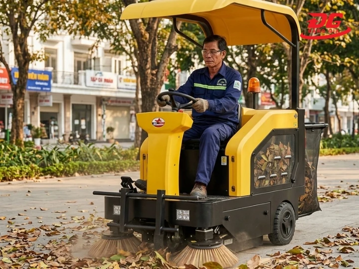 Mua xe quét rác DQC - Tech 120 chính hãng, giá tốt tại Đặng Gia