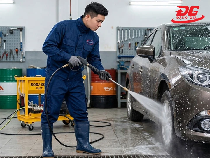 máy rửa xe chuyên dụng V-JET 500/30E hoạt động tốt