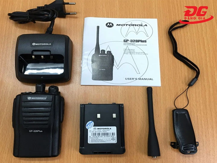 sạc máy bộ đàm Motorola GP-328 PLUS gọn nhẹ