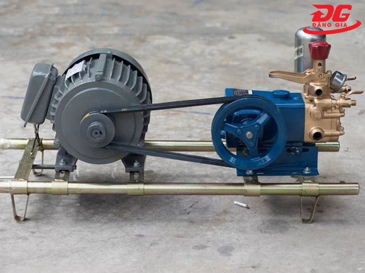giá máy rửa xe 1HP