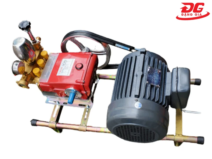 máy rửa xe 1HP Nhật Bản