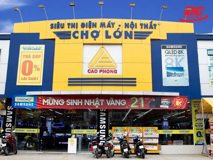 Bạn có thể tới trực tiếp điện máy Chợ Lớn để test máy